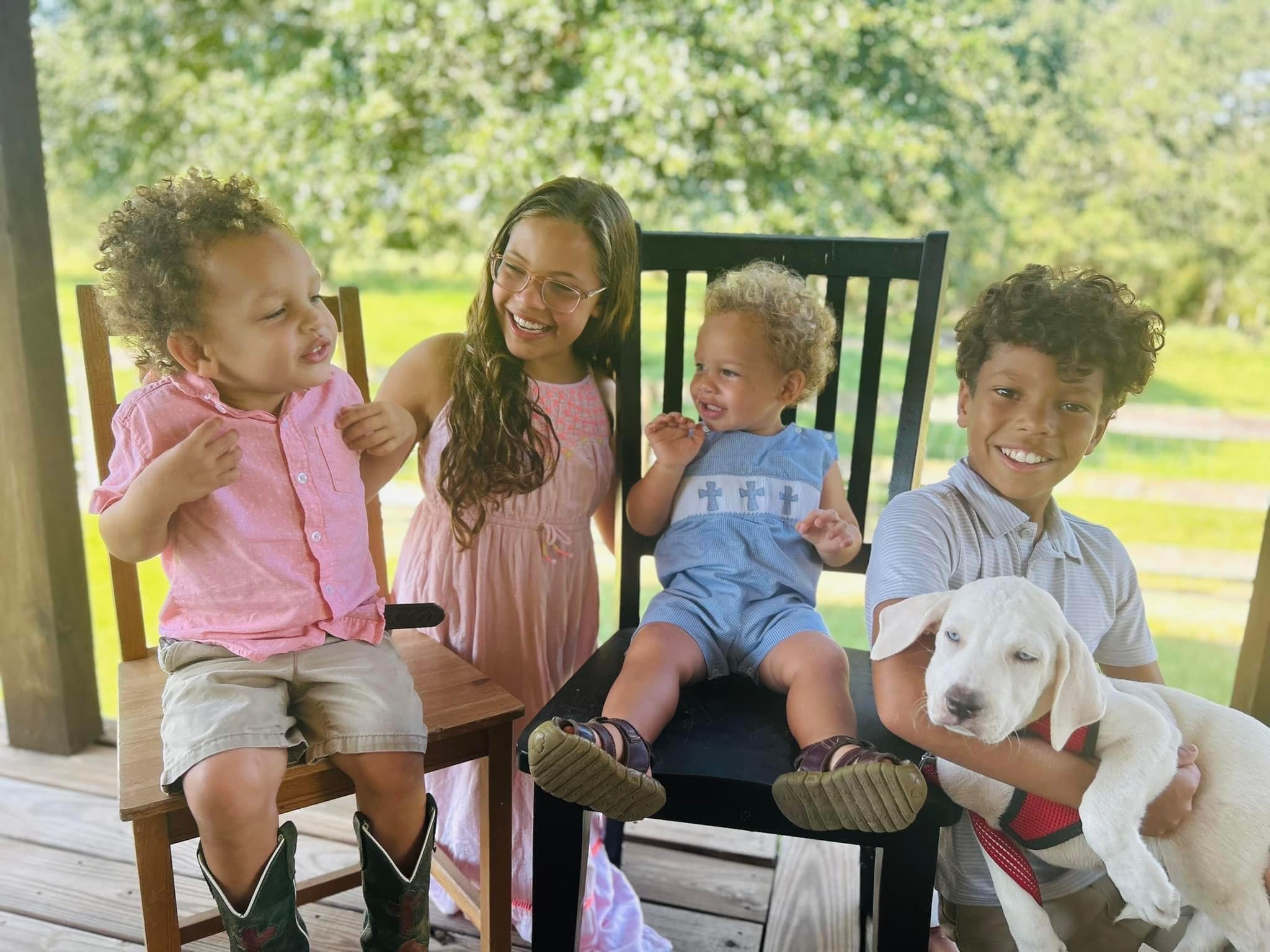 Williams kids on porch